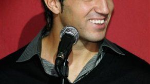 Fábregas apoya tope para transferencias en la Premier