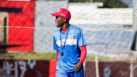 El DT Julio Dely Valdés debutó con el Santos de Guápiles