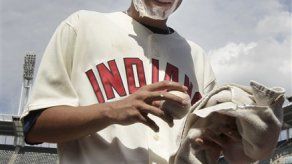 Venezolano Gómez vuelve a las menores de los Indios