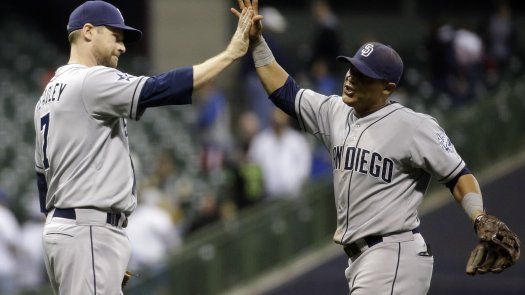 Con jonrón de Headley, Padres ganan a Cerveceros