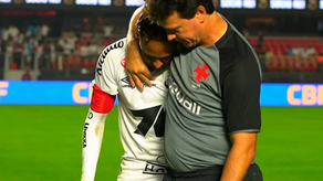 Neymar Jr rompió en llanto tras sufrir goleada histórica en el Brasileirao