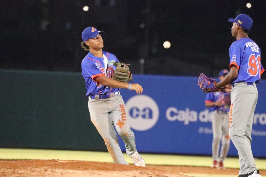Béisbol Juvenil 2026: Panamá Este y Veraguas ganan por abultamiento de carreras