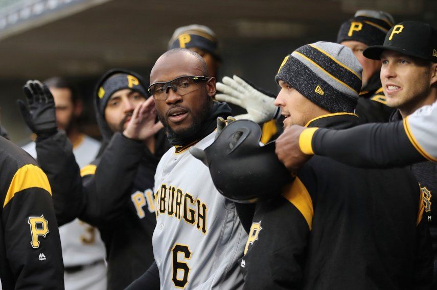 Piratas barren a Tigres en doble cartelera y serie