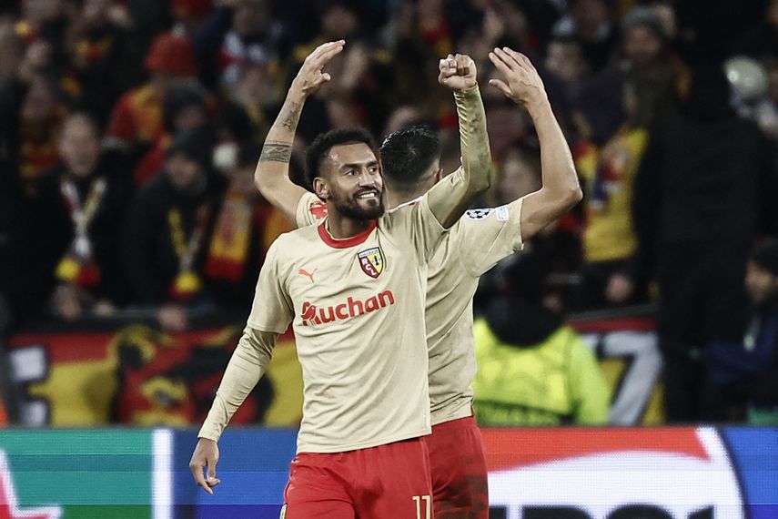 Champions League: Lens supera al Sevilla que se queda sin Europa League