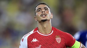 Futbolista Ben Yedder esperará fuera de la cárcel proceso por agresión sexual