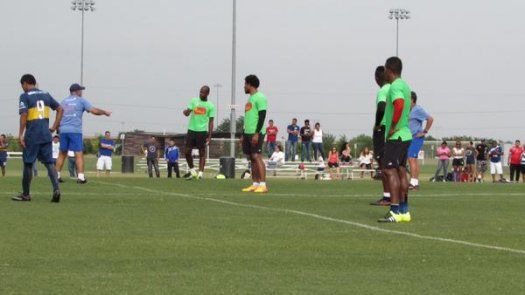 La titular de Panamá hace fútbol con el equipo Boca Houston