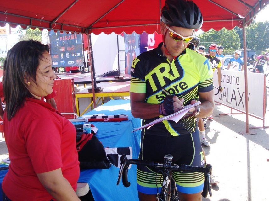 Ureña gana y es nuevo líder del Tour de Panamá