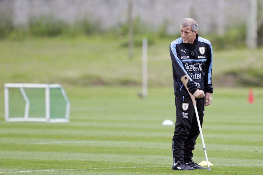 Tabárez confiado de mantener dominio de Uruguay en casa