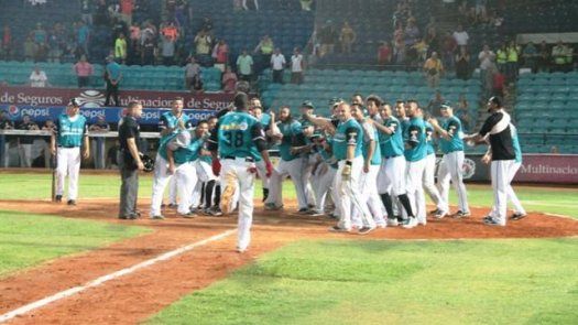 Venezuela: Bravos ganan en 12 entradas con jonrón de Goodwin