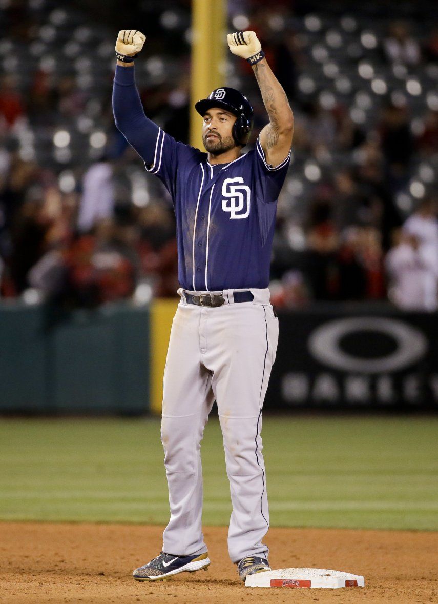 Kemp rompe el cero por los Padres en la 10ma