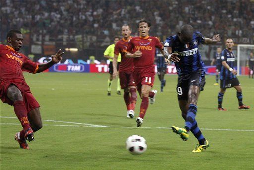 Inter gana la Supercopa de Italia al vencer 3-1 a la Roma