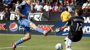 MLS: Galaxy rescata un punto con delantero como arquero