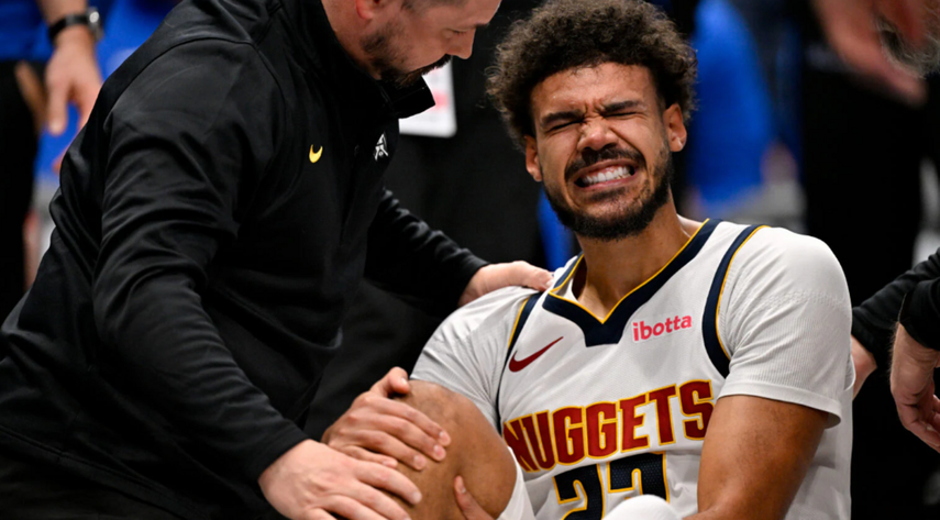 NBA: Cameron Johnson evitó lesión grave de rodilla