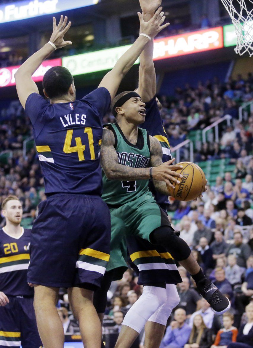 Celtics ganan al Jazz 112-104 con Thomas y Olynyk al frente