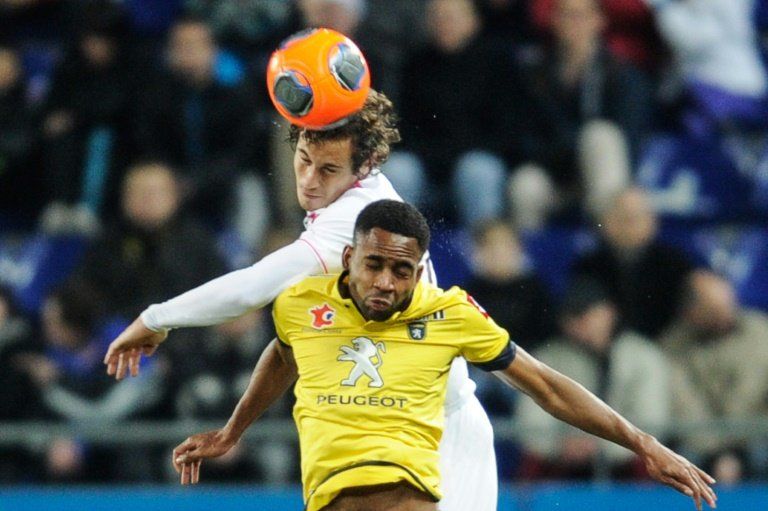 El Villarreal ficha al delantero franco-congoleño Cédric Bakambu