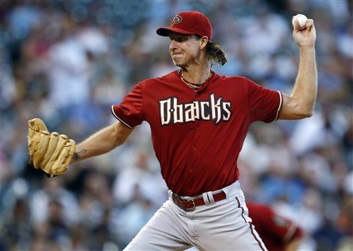 MLB: Diamondbacks 4, Rockies 2; Randy Johnson poncha a 7