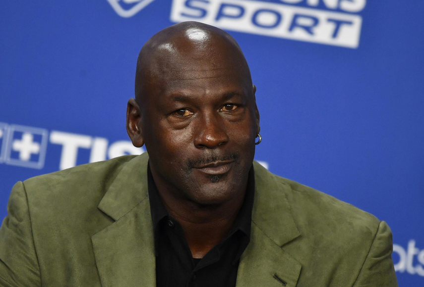 NBA: Michael Jordan completó venta de los Hornets