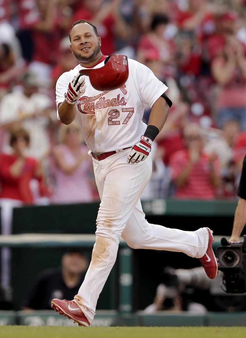 Con jonrón de Peralta, Cardenales se imponen en 10 innings