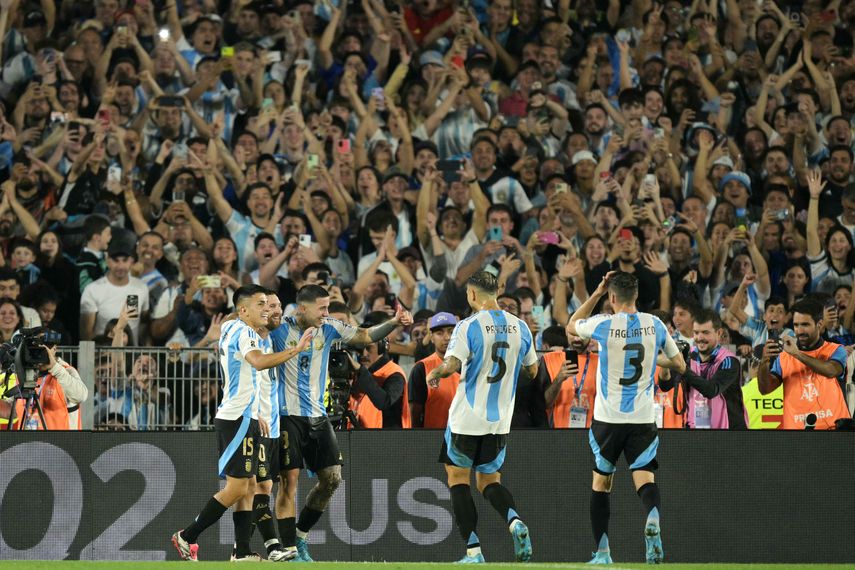 Eliminatorias CONMEBOL: Lionel Messi anotó un triplete en goleada contra Bolivia