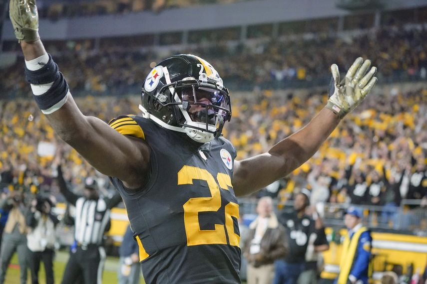 Los Steelers ganan a los Bears con un gol de Boswell