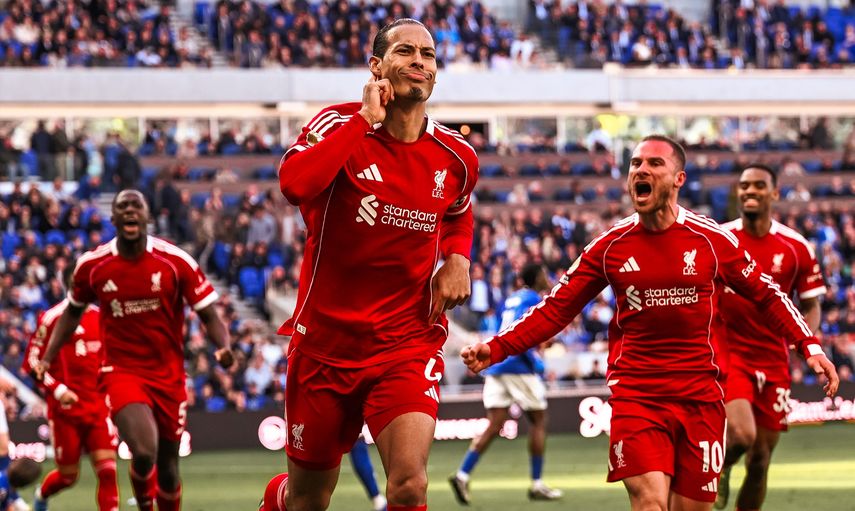 Premier League: Liverpool gana al Everton con gol de Van Dijk