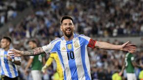 Lionel Scaloni: Messi no para de sorprendernos