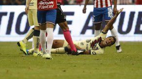 Suspenden 4 partidos a Briseño por falta que lesionó a Giovani Dos Santos