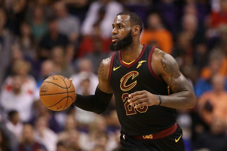 Noche histórica de Towns, LeBron y Kemba Walker en la NBA