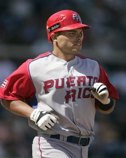 Clásico: Rodrí­guez batea 3 hits en triunfo de Puerto Rico