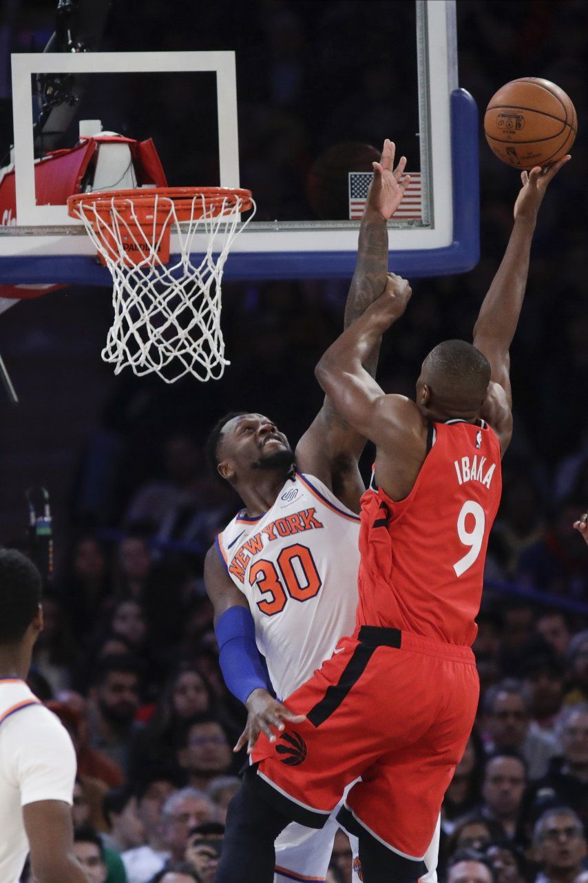 Lowry logra 26 puntos y Raptors ganan 118-112 a Knicks