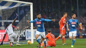 Napoli vence al Spal 1-0 previo a choque con Inter