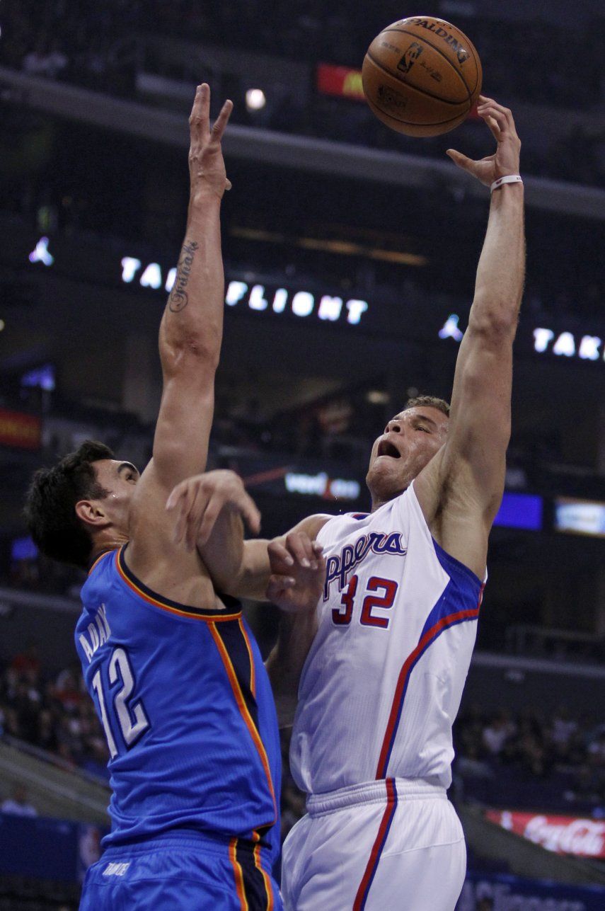 Clippers vencen a Thunder 111-103 tras pelea