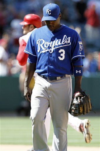 MLB: Angelinos 2, Reales 1; jonrón de Abreu en la 10ma