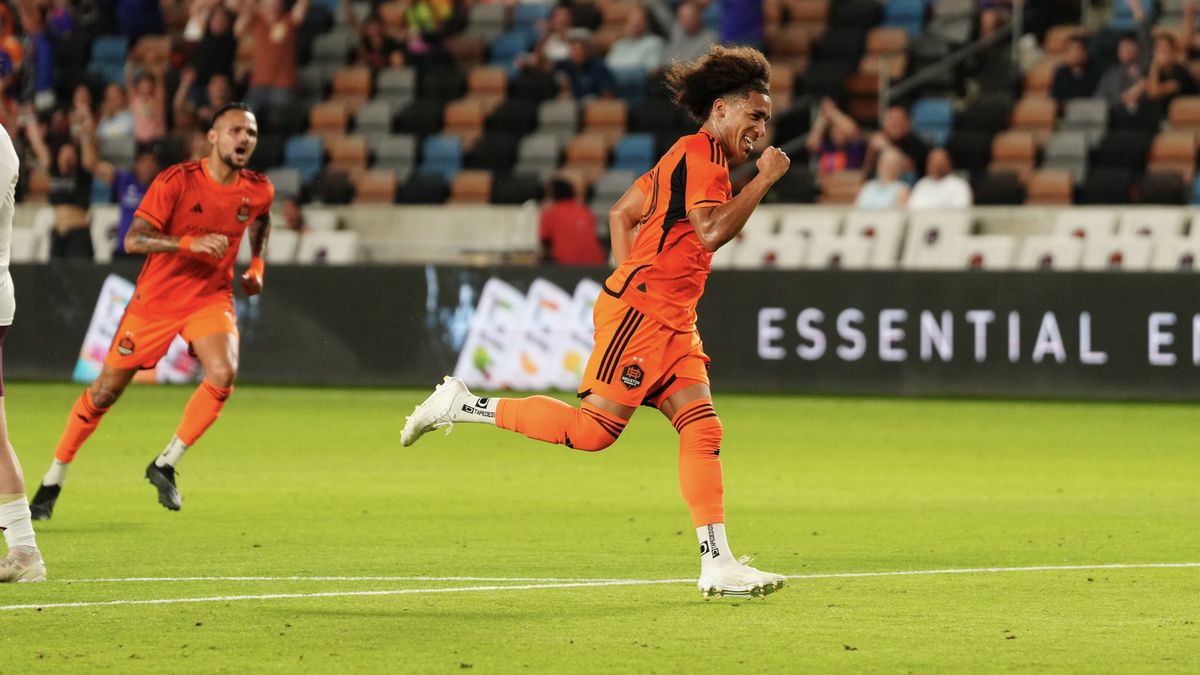 Presidente de Pumas sobre Adalberto Carrasquilla: Los acuerdos andan muy adelantados