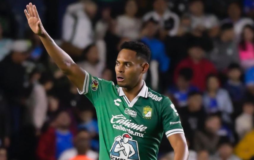 &nbsp;Ismael Díaz le anota al Mazatlán de Yoel Bárcenas