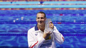 Dressel empata récord de Phelps con séptimo oro en Mundial