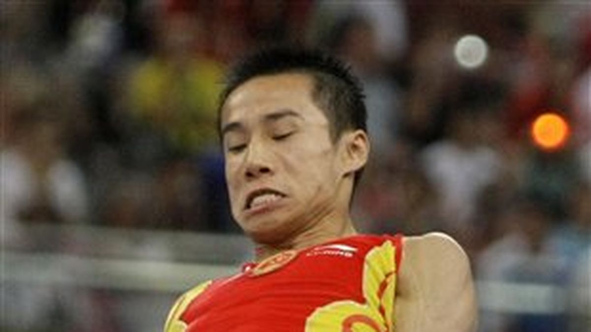 Adolescente chino Liu encabeza clasificación en aros en Mundial de Gimnasia  (2)