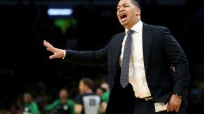 Negociaciones entre Lakers y Lue fracasan