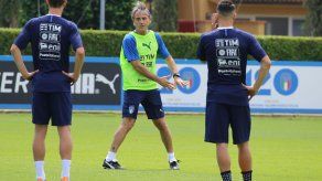 Italia: Mancini deja la puerta abierta para Buffon