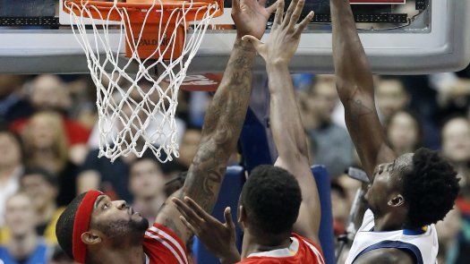 Harris y Aminu guían a Mavs en triunfo sobre Rockets