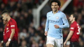 El City vence al United y olfatea el título