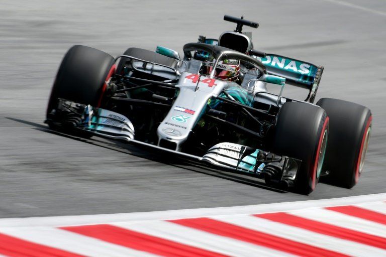 Hamilton se muestra el más rápido en los dos primeros ensayos en Austria