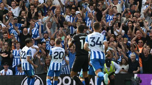 El Brighton le remontó al Manchester City en la Premier League