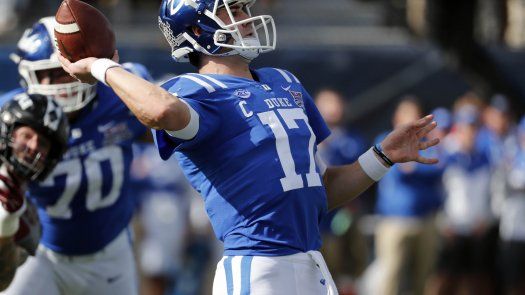 Jones y Duke arrollan a Temple en Independence Bowl