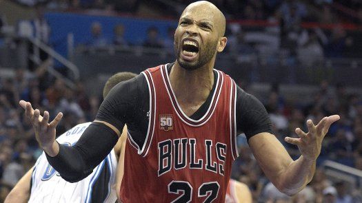 Bulls, más lejos de playoffs, tras caer ante Magic