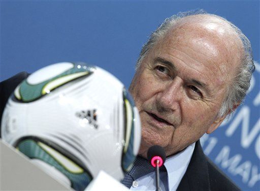 Adidas reitera patrocinio a FIFA pese a escándalo