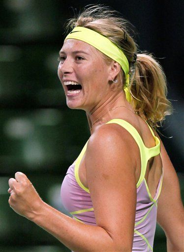 Sharapova y Jankovic avanzan a cuartos en Tokio