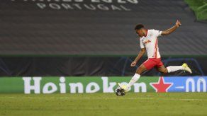 PSG y Leipzig