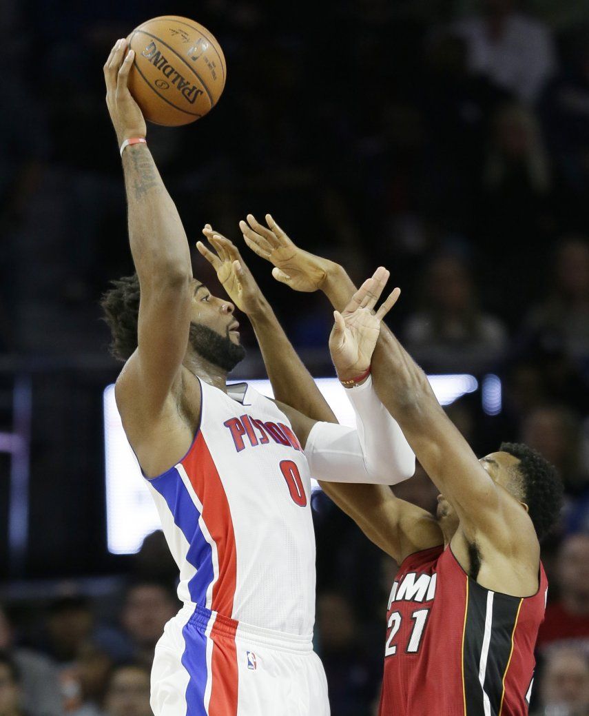 Drummond y Pistons aplastan al Heat