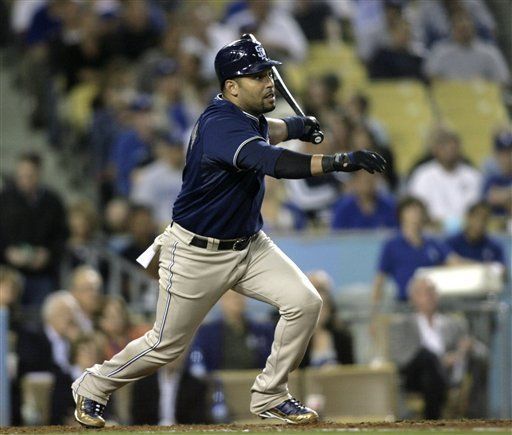 MLB: Padres 5, Dodgers 0; Correia vence en su 100ma apertura